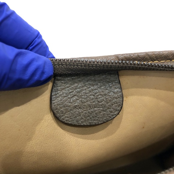 Gucci Brown GG Supreme Zip Pouch Sku#85251 (Gently used, corners re-color) - Picture 8 of 15